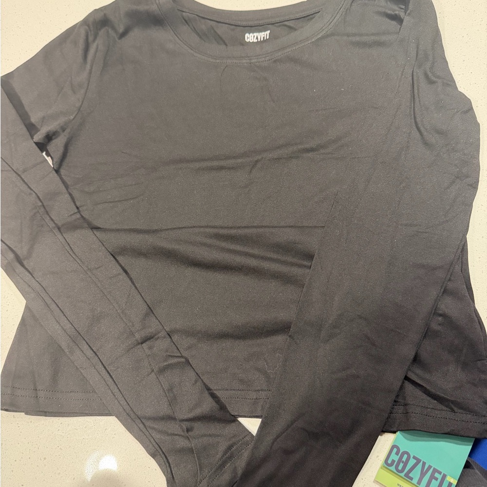 Women's Black Long Sleeve Top